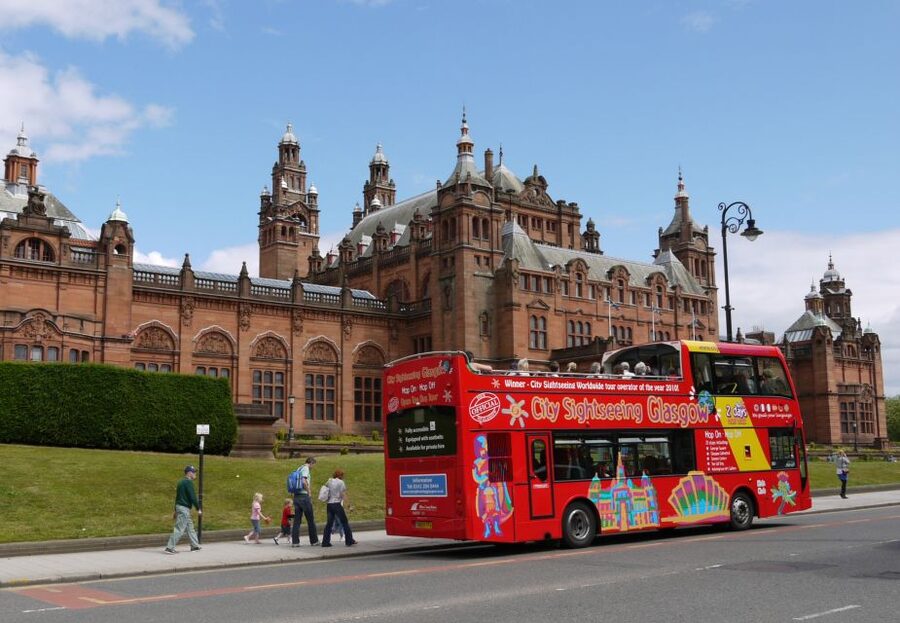 Glasgow: City Sightseeing Hop-On Hop-Off Bus Tour - Charing Cross, Sauchiehall Street and Theatre Royal