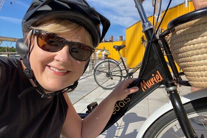 Glasgow Private Bike Tour: Highlights & Hidden Gems - Govan Old and early Glasgow
