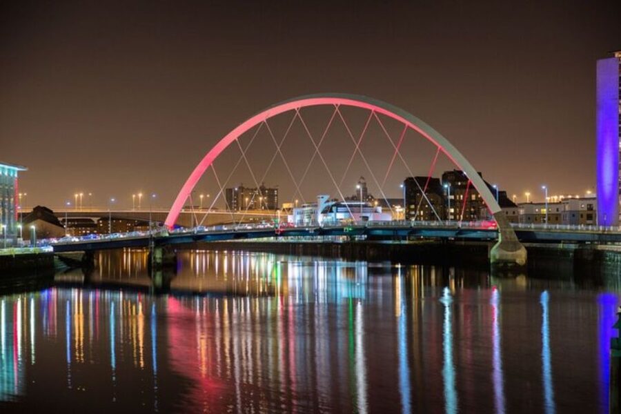 Glasgow: Private custom tour with a local guide - Key points at a glance