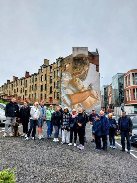 Glasgow: Street Art Guided Walking Tour - Billy Connolly and the city’s sense of humor