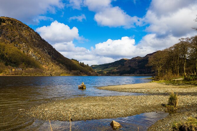 Glenfinnan Viaduct, Glencoe and Loch Shiel 1 Day Tour - Edinburgh - Fort William and Ben Nevis from the road