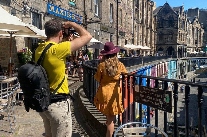 Guided 60-Minute Photography and sightseeing Tour in Edinburgh - What the guide adds beyond camera tips