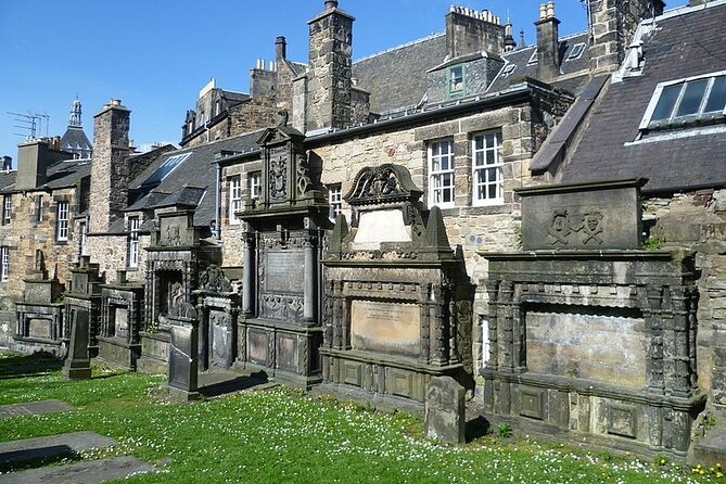 Harry Potter’s Edinburgh: A Self-Guided Audio Tour - Greyfriars Kirkyard and the familiar names