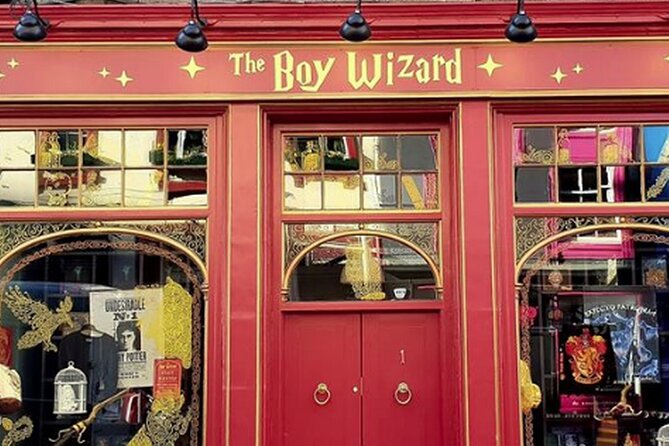 Harry Potter Tour & Edinburgh Castle Visit - City Chambers and the end of the guided walk