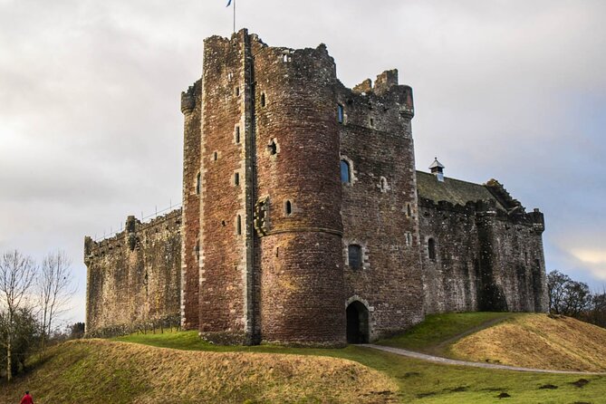 Highlands Cows Glencoe and Castles Private Tour from Edinburgh - Luss and Loch Lomond in 30 minutes
