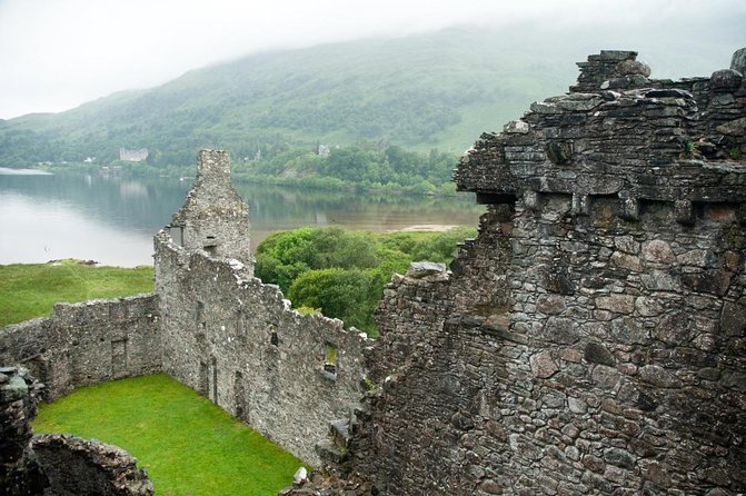Historical Tour and Seafood Experience - Key points to know before booking