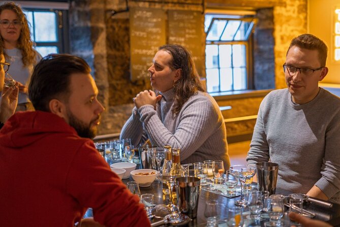 Holyrood Distillery Gin Tasting Experience - A modern gin evening at Holyrood Distillery