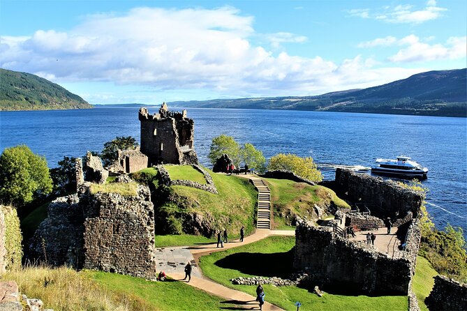 Invergordon Shore Excursion Highland Bucket List Tour - Urquhart Castle: ruins above Loch Ness