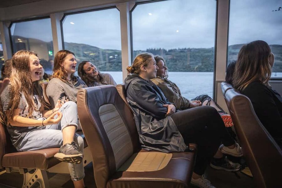 Inverness: Loch Ness, Outlander & Whisky Distillery - Meeting the bus on Union Street