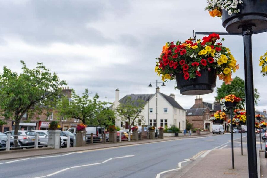 Inverness: Loch Ness, Outlander & Whisky Distillery - Clava Cairns and Scotland’s older stones