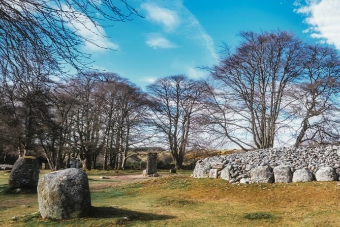 Inverness Outlander Tour - Urquhart Castle and Loch Ness