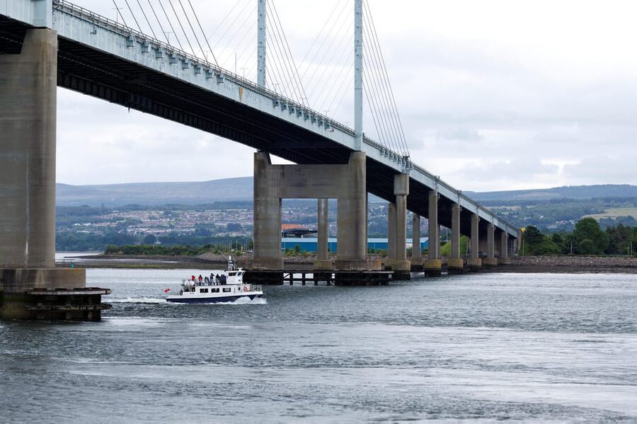 Inverness: Wildlife Watching Cruise to Chanonry Point - Watching for dolphins near Chanonry Point