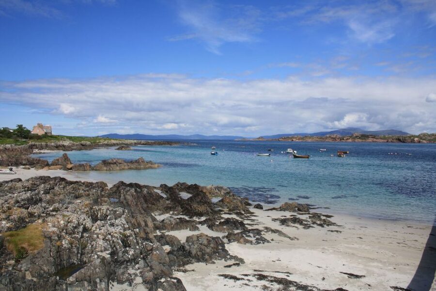 Iona, Mull, and Isle of Skye: 5-Day Tour from Edinburgh - Day 3: Castle Stalker, Glencoe, and Eilean Donan