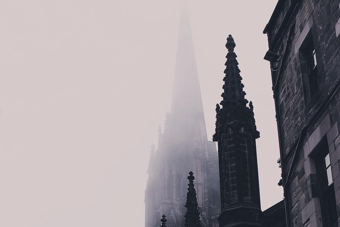 JK Rowling's Harry Potter Walking Tour in Edinburgh - Guide style can make or break the afternoon