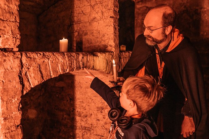 Kids Multi-Sensory Underground Vaults Tour in Edinburgh - Starting at Mercat Cross with gardyloo and graveyard tales