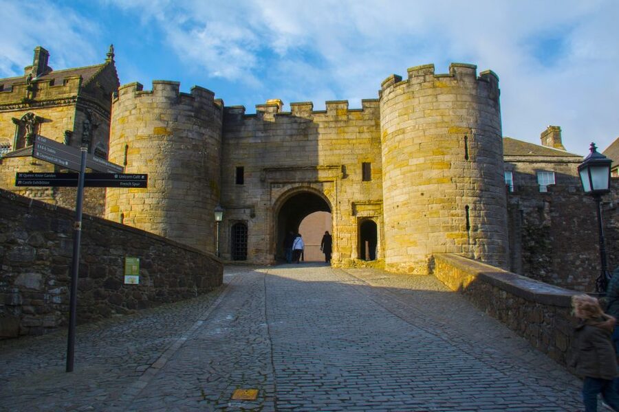 Loch Lomond, Highlands & Stirling Castle Tour from Edinburgh - What the $80 price really covers