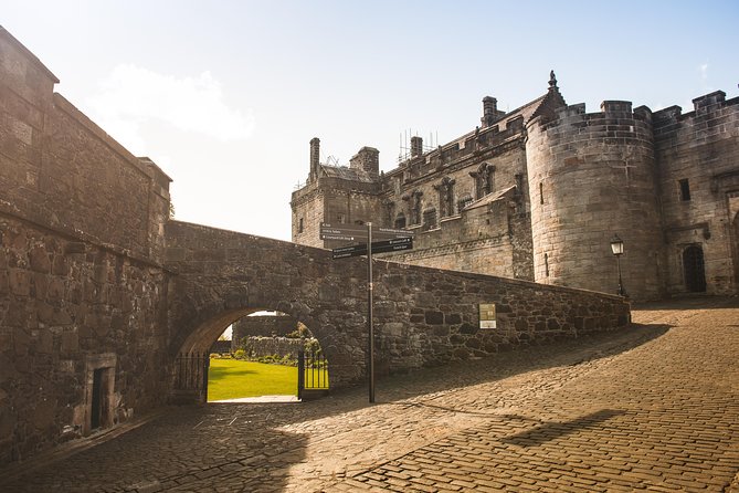 Loch Lomond, Kelpies & Stirling Castle Tour Including Admission - Who should book this day trip?