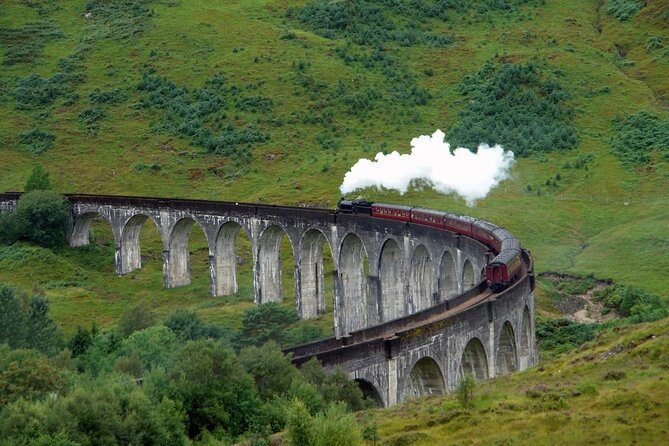 Loch Ness , Heilan Coos ,Great Glen , Fort William and Glencoe - A big Highland circuit from Inverness