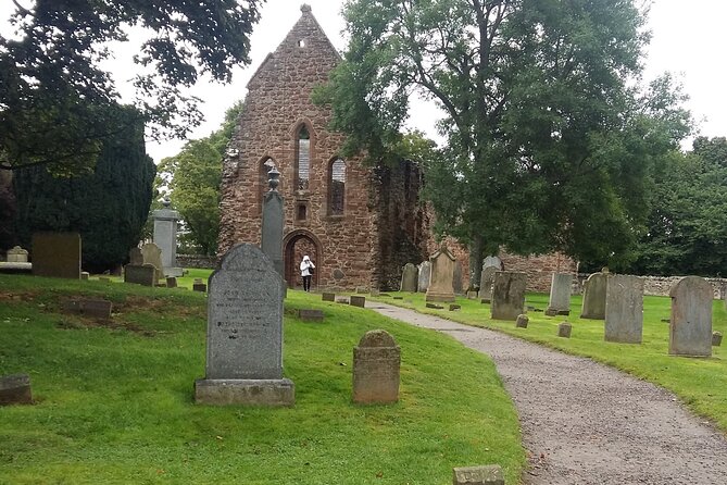 loch Ness, Inverness and Outlander Sites From Invergordon Port - Loch Ness viewpoints and the long-awaited monster search
