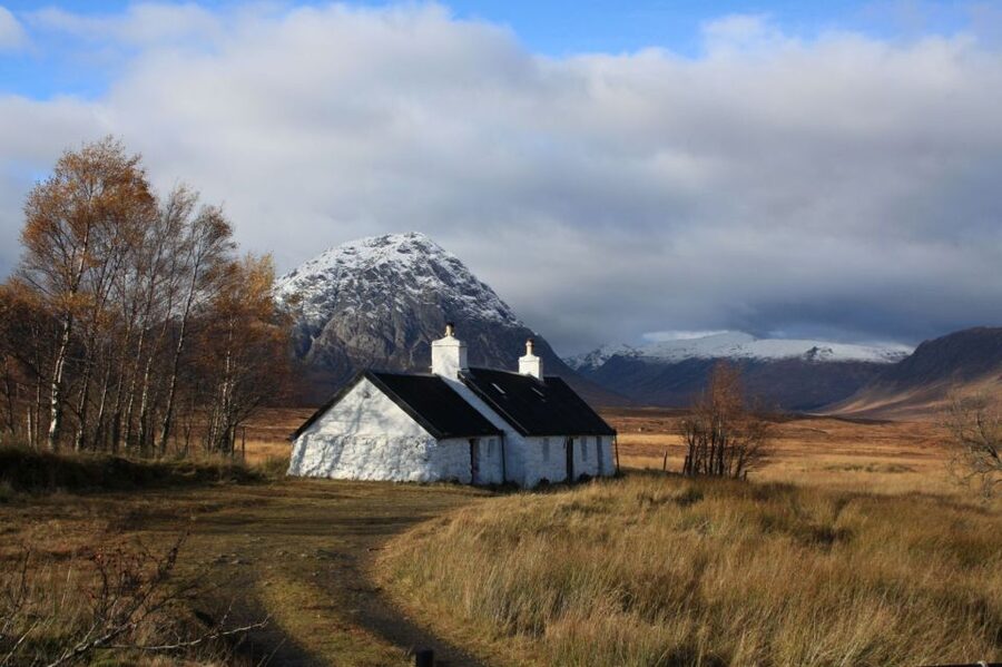 Loch Ness, Inverness, & Highlands 2-Day Tour from Edinburgh - Loch Ness, the Jacobite cruise, and Urquhart Castle