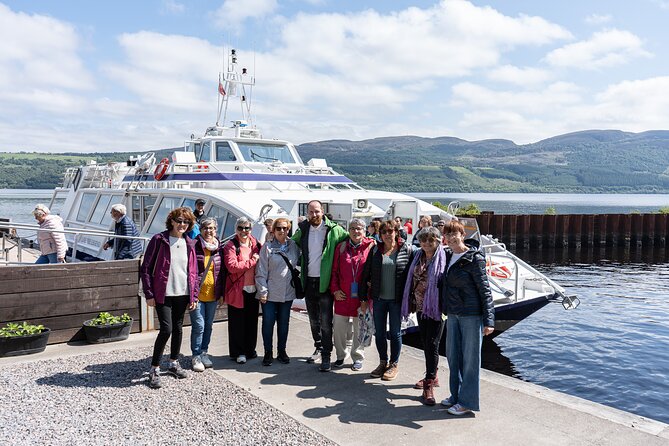 Loch Ness Private Day Tour up to 8 passengers - Highland cows make an easy first stop