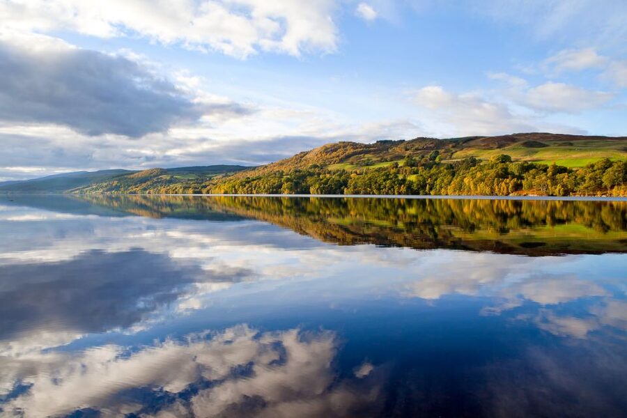 Loch Ness: Urquhart Castle Round-Trip Cruise - The best time to go