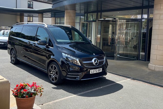 Luxury Private Transfer - The ride into central Glasgow