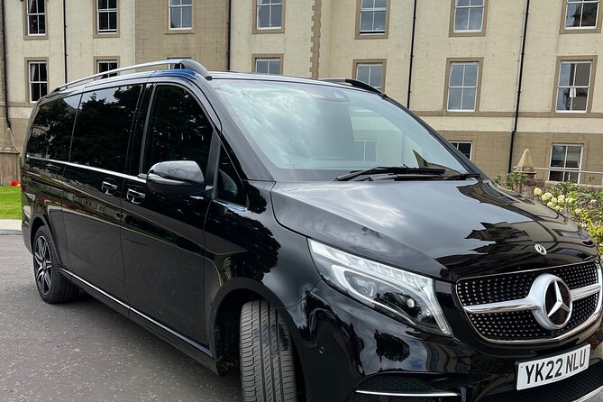 Luxury Private Transfer - Meeting your driver after the flight
