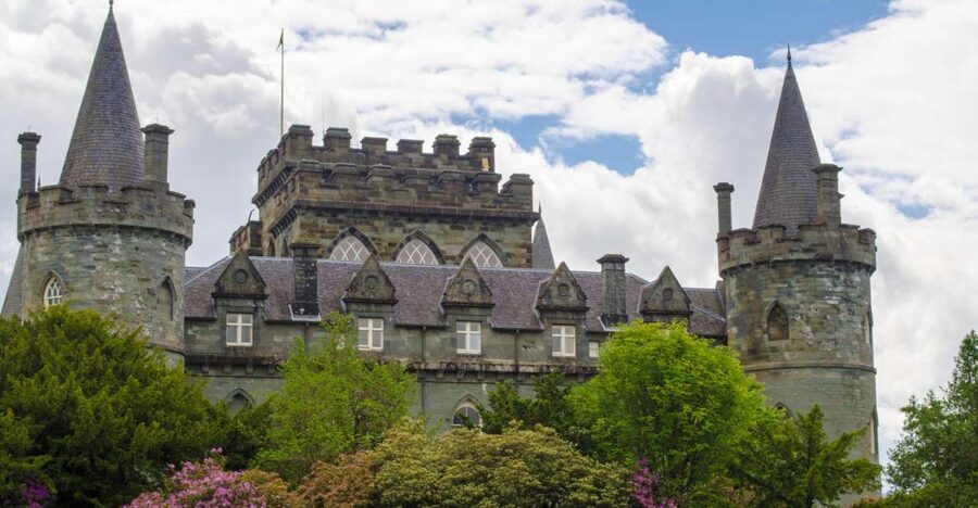 Oban, Lochs & Inveraray Full-Day Tour from Edinburgh - The guide can make or break a 12-hour day
