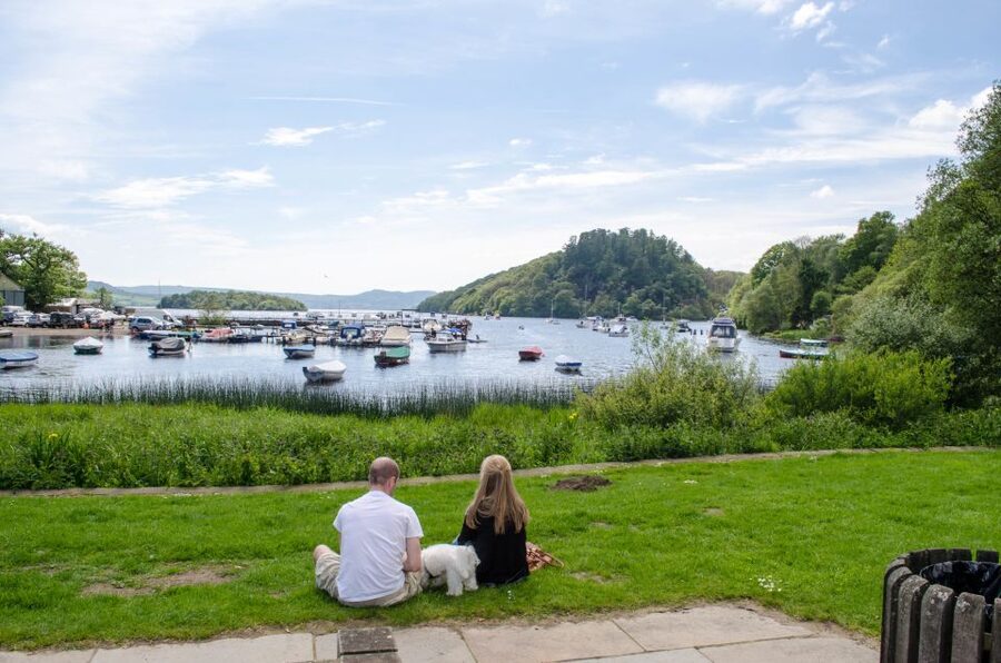 Oban, Lochs & Inveraray Full-Day Tour from Edinburgh - Leaving Edinburgh and crossing the central belt