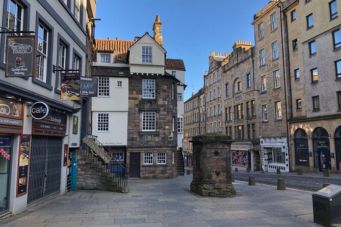 Old Edinburgh Private Walking Tour - A compact walk through Edinburgh’s oldest streets