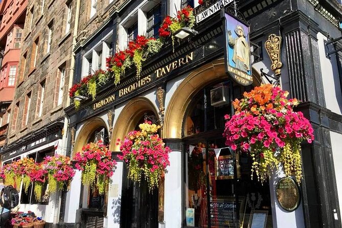 Old Edinburgh Private Walking Tour - Lady Stair’s House and the value of smaller stops