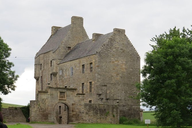 Outlander Adventure Day Tour from Glasgow Including Admissions - Five filming locations in one well-packed day
