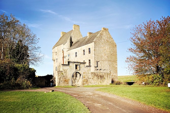 Outlander Odyssey: Outlander Filming Locations Private Day Tour - Doune Castle, from Castle Leoch to Monty Python