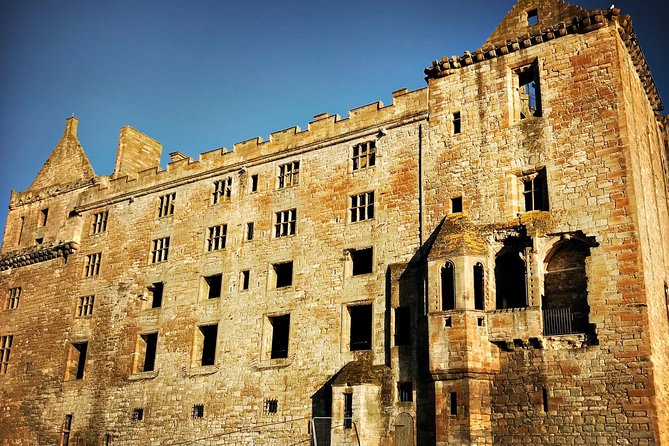 Outlander Odyssey: Outlander Filming Locations Private Day Tour - The guide can make or break the day
