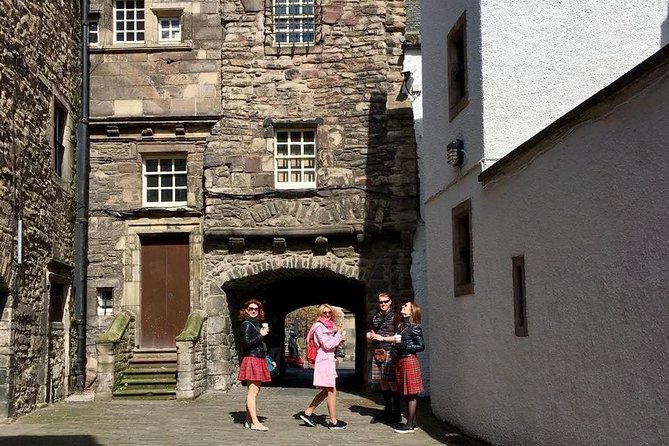 Outlander Walking Tour of Edinburgh's Old Town - Private group size and price value