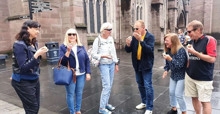 Perth: Guided Food Walking Tour - Seven stops, with food equal to lunch