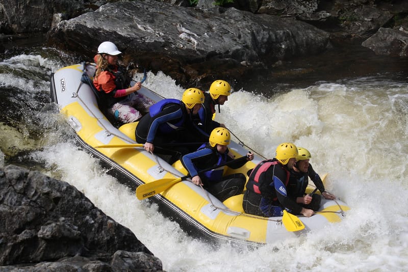 Pitlochry, Scotland: Summer White Water Rafting Tour - Six people per raft keeps the paddling focused