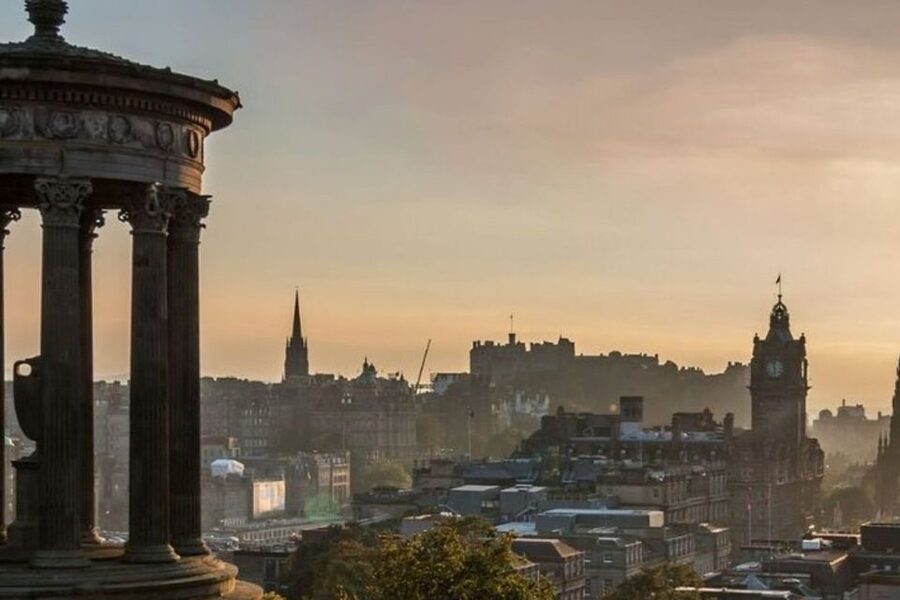 Private Custom Tour with a Local Guide in Edinburgh - Building your route through Edinburgh