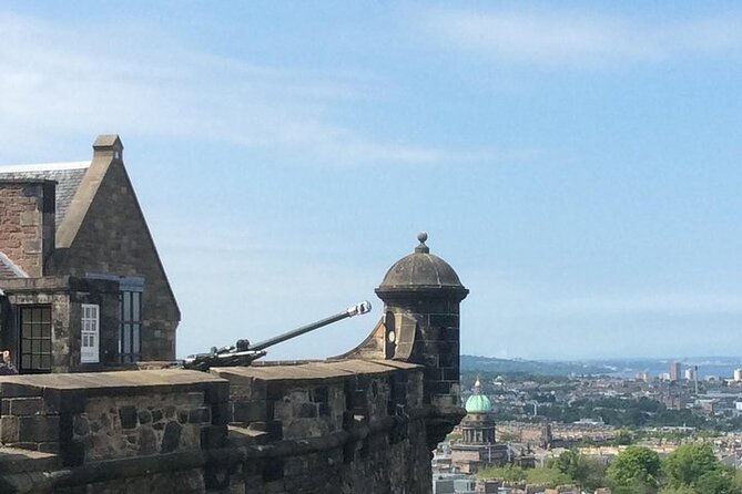 Private Edinburgh Castle Tour - The Great Hall and medieval royal life