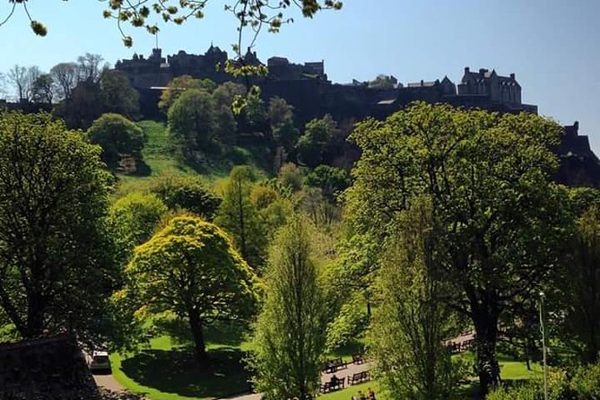 Private Edinburgh City Half-Day Tour - Holyrood, Victoria Street, and Old Town stories