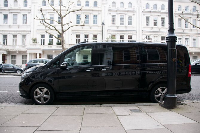 Private Edinburgh Departure Transfer - Hotel / Accommodation to Airport - A door-to-door departure from central Edinburgh