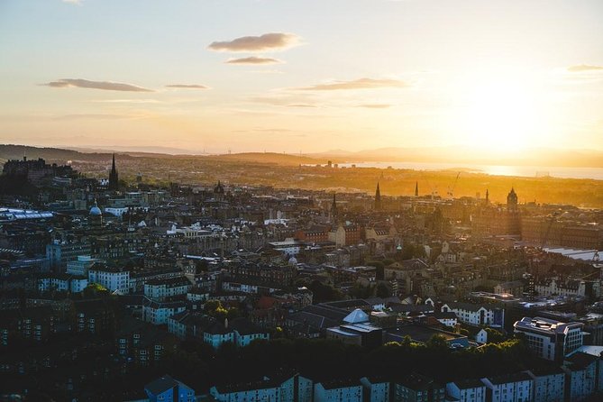 Private Edinburgh Departure Transfer - Hotel / Accommodation to Airport - How early should you leave?
