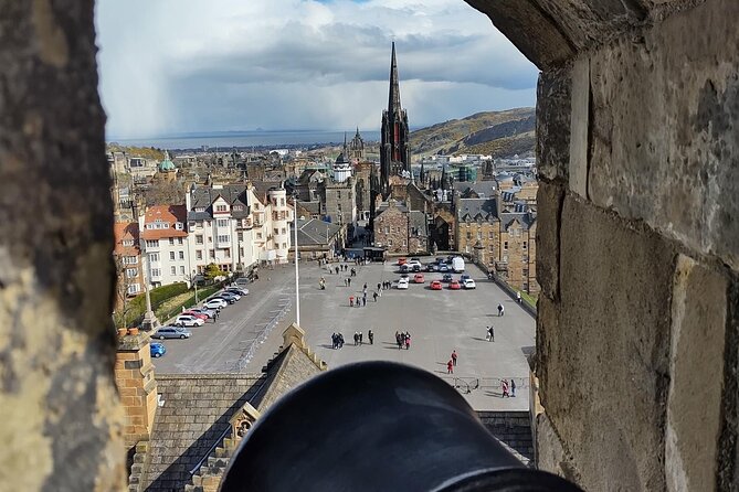 Private Edinburgh Full Day Guided Tour in a Black Cab LEVC TX - Dean Village and Duddingston Kirk