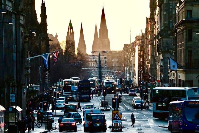 Private Food Tour of Edinburgh with Haggis, Scotch & More - Arthur’s Seat and the shape of Holyrood Park