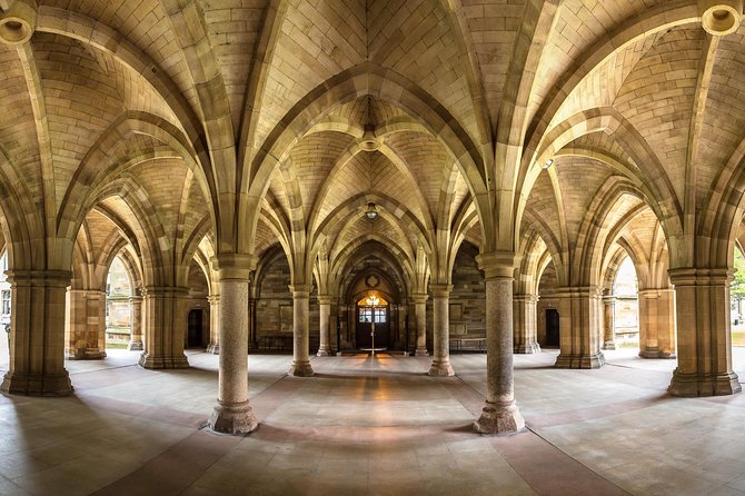 Private Glasgow West End Tour: Arts and Culture - The University of Glasgow and its grand setting