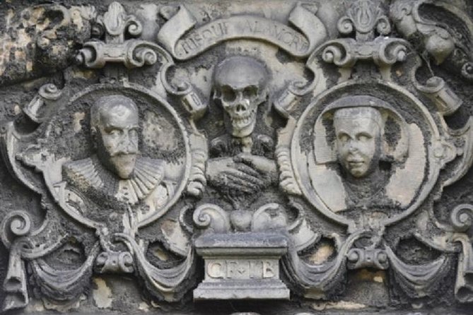 Private Greyfriars Kirkyard history tour - Meeting Robert Howie at Greyfriars Place
