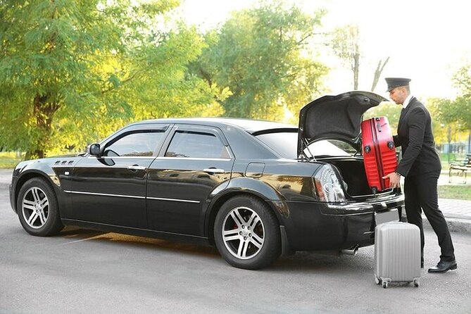 Private One way Transfer Edinburgh Airport to Edinburgh - Leaving Edinburgh Airport without the usual fuss