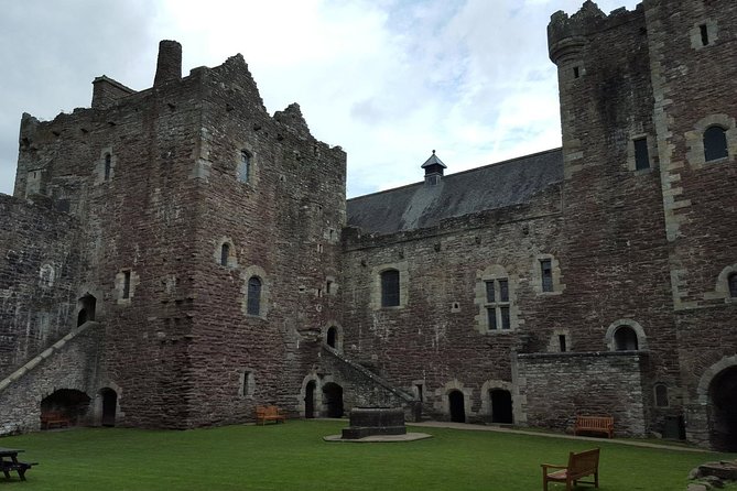 Private Outlander Day Tour from Edinburgh - Falkland, Outlander’s Inverness