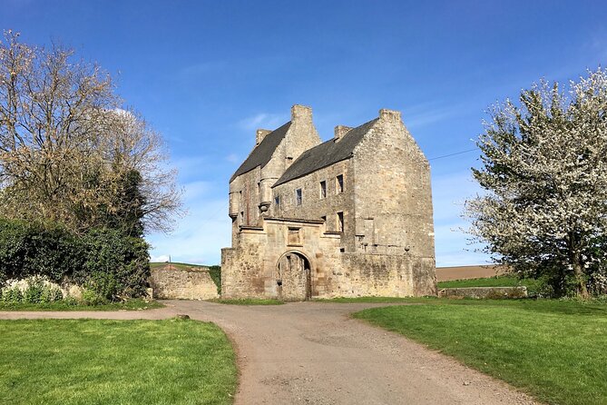 Private 'Outlander' Film Locations Day Trip from Edinburgh - Midhope Castle, the real Lallybroch
